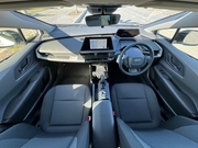 【那覇空港豊見城店】新型プリウス　禁煙指定　HP:HV2画像