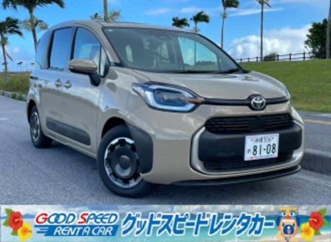 【那覇空港前店】高年式　コンパクトワゴン　6～7人乗り　OKA:W1画像