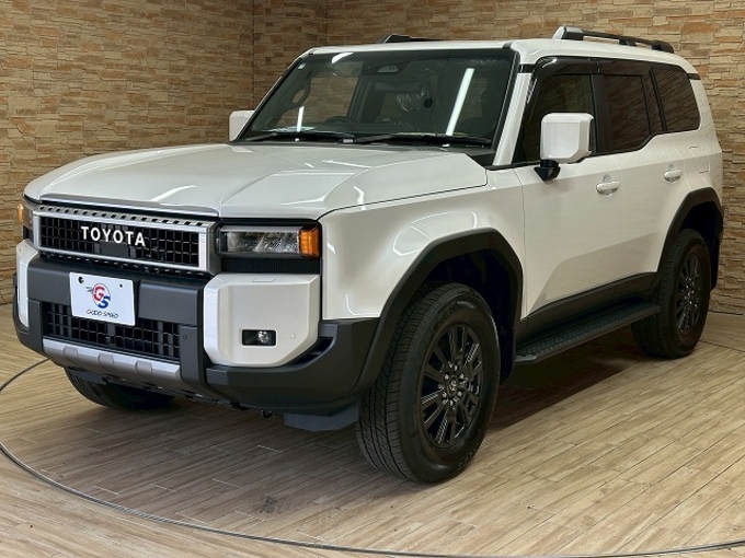 【那覇空港豊見城店】ランドクルーザー250確約　7人乗り　禁煙　SUV4画像